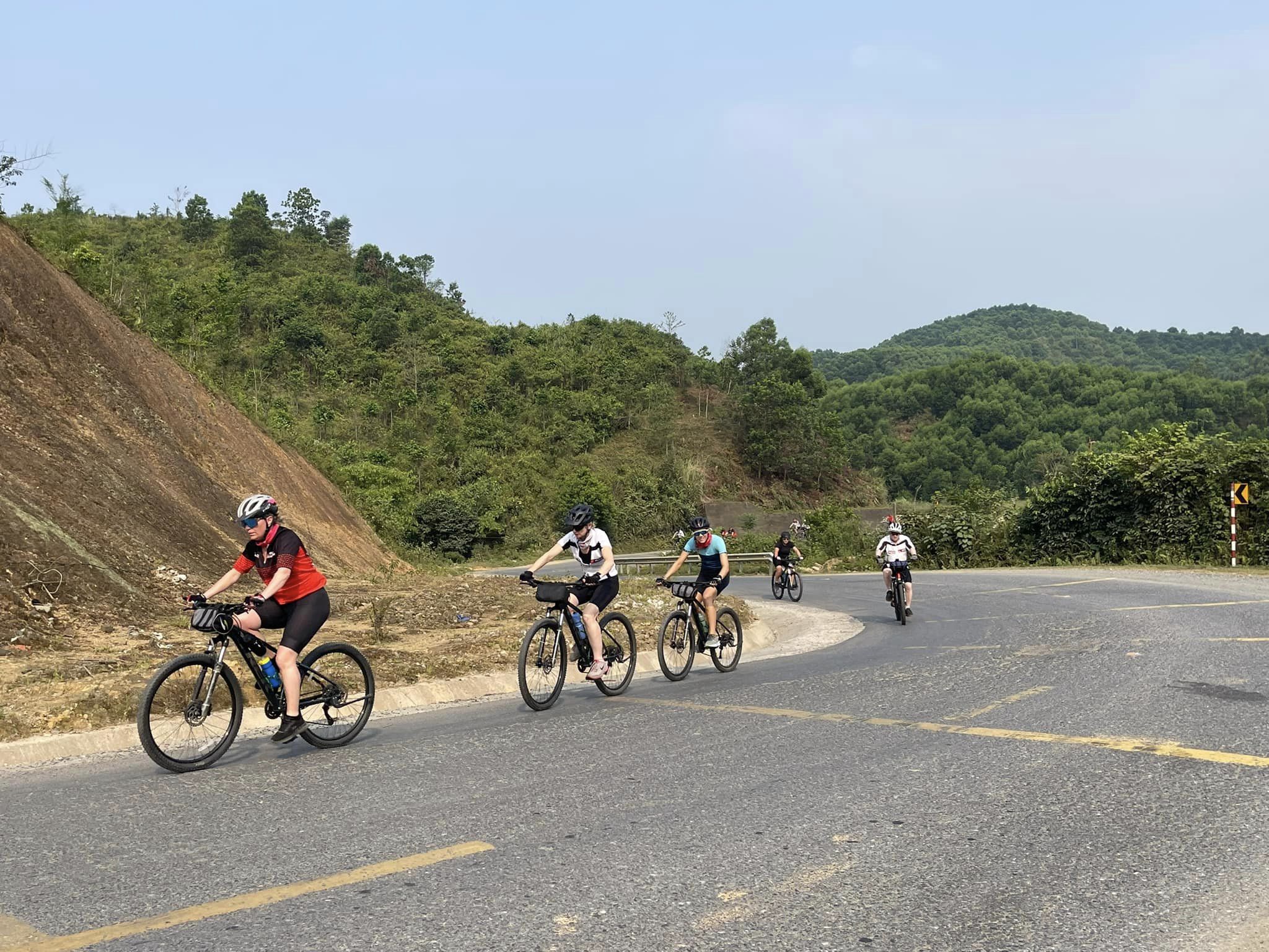 Cycling North West Vietnam Tour 11 Days